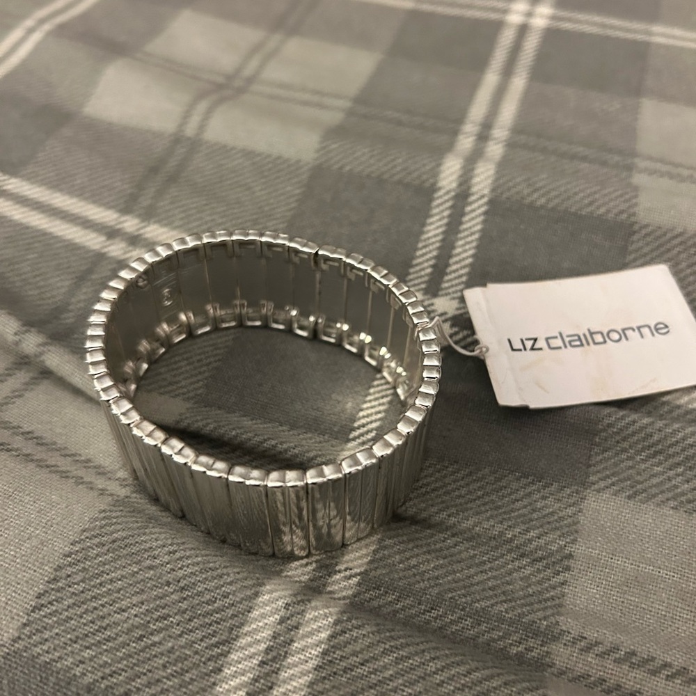 Liz Claiborne Silver tone Metallic Stretch Bracelet